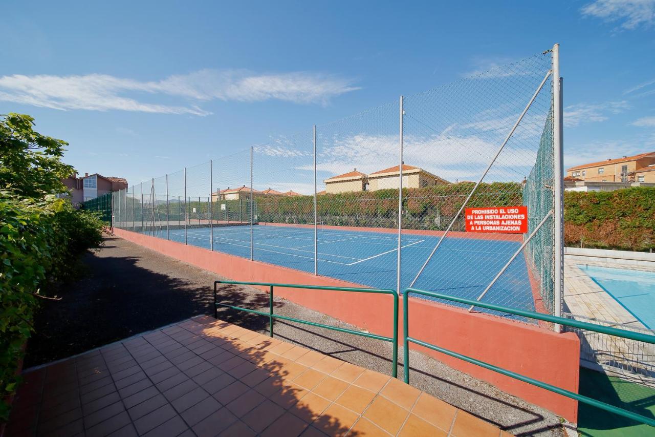 Вілла 158A Triplex Rinconin Con Piscina Хіхон Екстер'єр фото